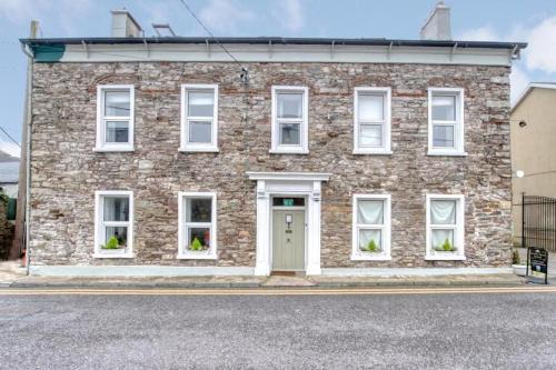 Youghal Apartment | Abbey View Apartment in the heart of Youghal