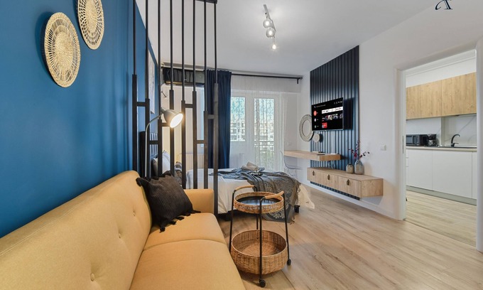 Sector 4 Apartment | ABC Apartments