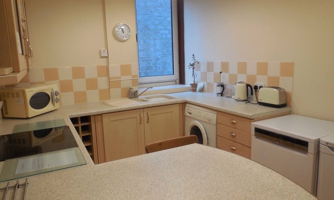 Central Aberdeen Apartment | Aberdeen City Centre self-catering Apartment