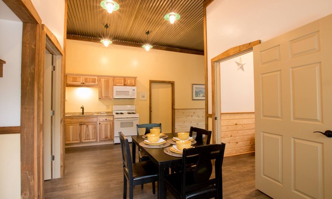 Oneonta Apartment | Abner's Pondside Retreat "A"