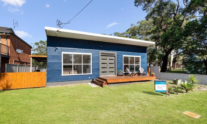 Callala Beach House | Abode Callala Beach Jervis Bay - 100m to Beach!
