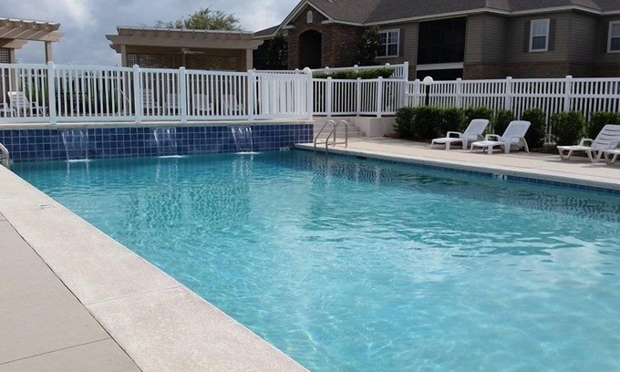Foley Condo | About 1 Mile To Tanger Outlet Mall And about 7 Miles To Gulf Shores Beaches