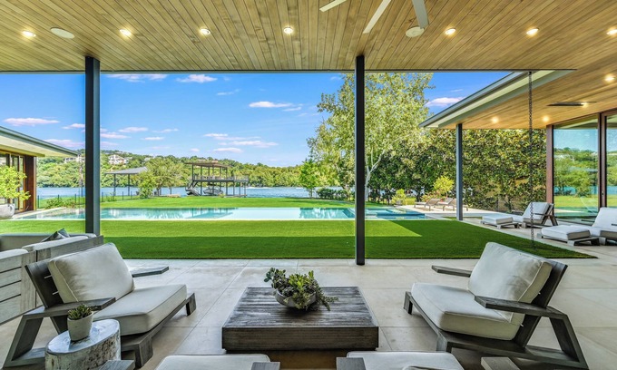 Austin House | Above Austin Anthem | Modern Luxury I Waterfront | Pool/Spa I Pickleball