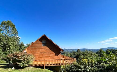 Grassy Creek House | Above It All