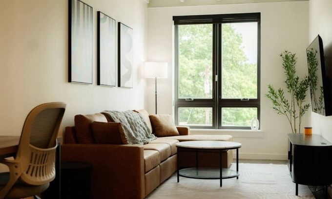 Washington Apartment | Above The Roots | Classy 1BD Escape