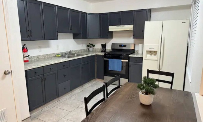 Albuquerque Apartment | ABQ Spacious Apartment