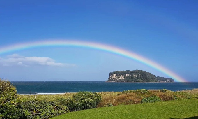 Whangamata Apartment | Absolute BeachFront Unit