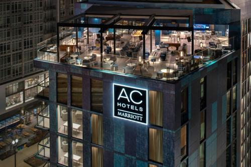 Navy Yard Hotel | AC Hotel by Marriott Washington DC Capitol Hill Navy Yard