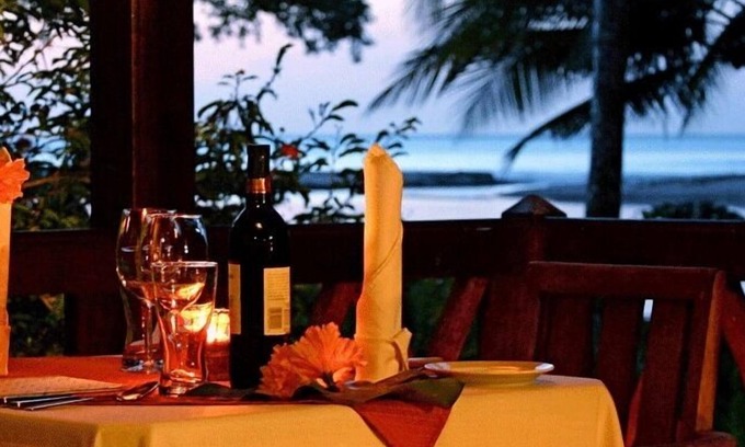 Grande Riviere Hotel | Acajou Hotel