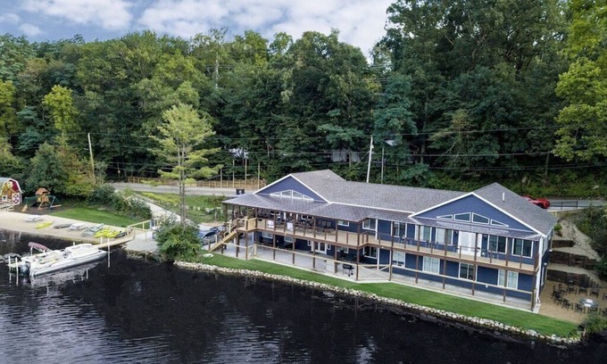 Cassopolis House | Accessible Blue Spruce Lodge: 340ft of Lake Frontage, 80-ft wide Sandy Beach!