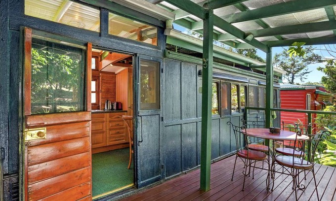 Glass House Mountains Other | Accommodation ∙ 1 bedroom ∙ 2 guests