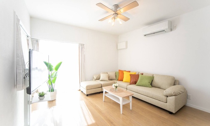 Kuwana House | Accommodates 9 people pets allowed 5 minutes to /Kuwana Mie