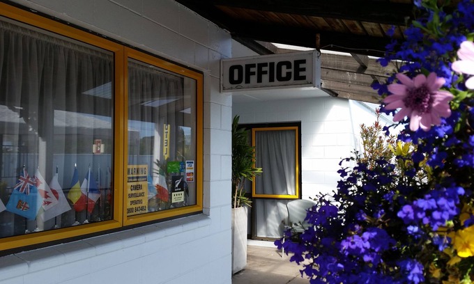 Te Puna Hotel | Accommodation Te Puna