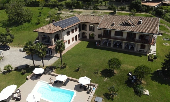 Canelli Apartment | Accommodation 'THE OLD BARN'