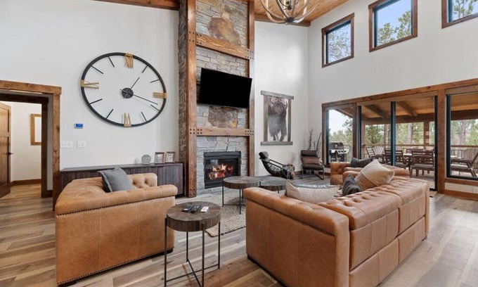 Lead House | Ace In The Hills