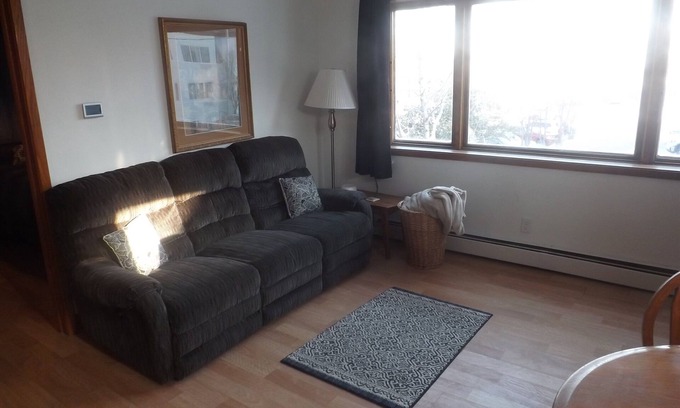 Kutzky Park Apartment | Across St. to St Mary hospital Covered By Faith 1