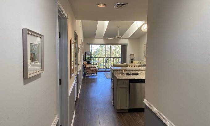 Englewood Condo | ACTIVE CONDO COMPLEX. Nestled at a nature preserve, SURVIVED MILTON!