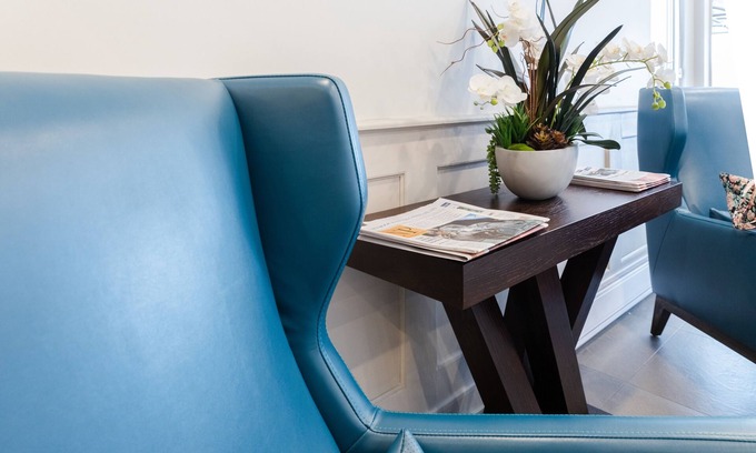 Ottawa Division Hotel | Adam's Airport Inn