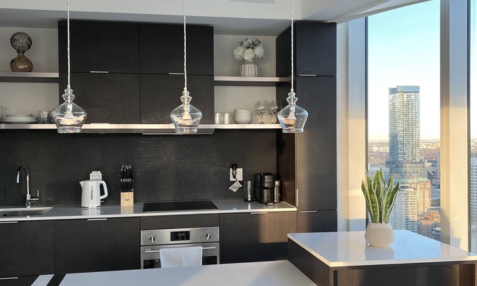 Downtown Toronto Apartment | Adastay Suites Toronto