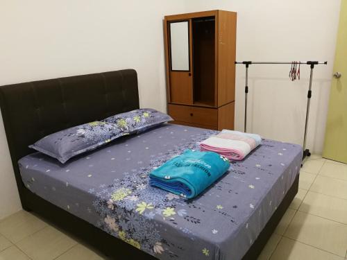 Kampung Merdang Gayam House | Address No 915, Lorong Uni Central 13, Taman Uni Central, Kuching Samarahan Expressway
