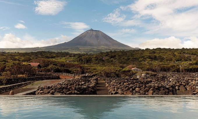 Sao Roque do Pico House | Adega do Fogo - Spectacular Manor House at the foot of Pico Mountain and the Sea