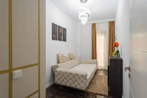 Timisoara Apartment | Adela & Robert Home cu piscină și parcare privată