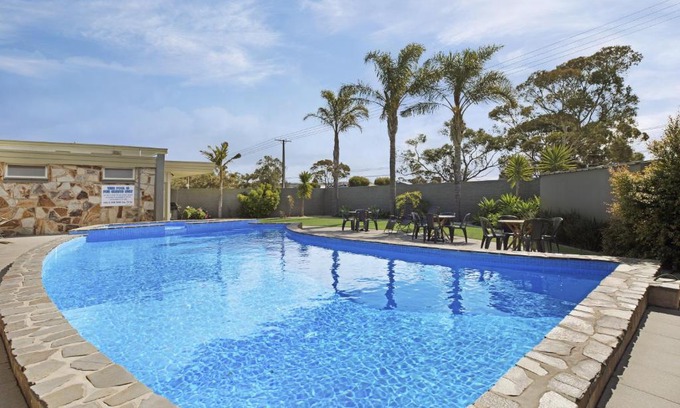 Murray Bridge Hotel | Adelaide Road Motor Lodge