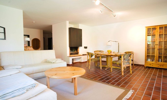 Huede Apartment | Adele - cozy ground floor apartment for 2-4 people