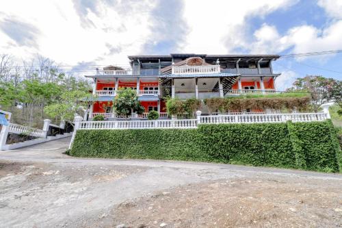 Kretek Hotel | Adinda Beach Hotel and Villa