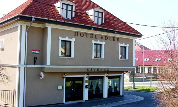 Budaors Hotel | Adler Hotel