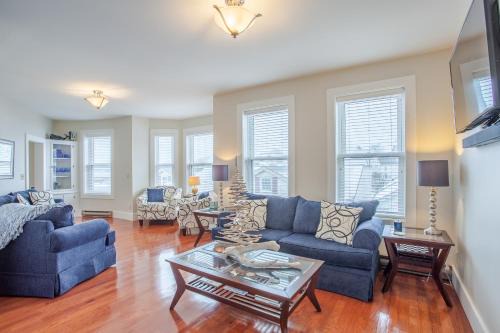 Boothbay Harbor Apartment | Admiral's and Captain's Quarters