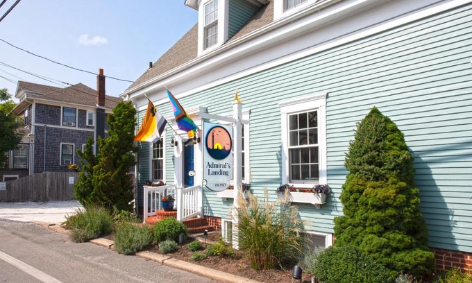 Provincetown Bed & Breakfast | Admiral's Landing