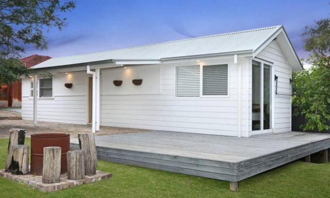 Primbee Villa | Adorable 1 bedroom guesthouse with firepit