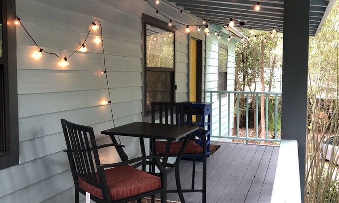 Duckpond Apartment | Adorable 2 bedroom unit with free parking & cancelation, Great for longterm stay
