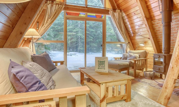 Rhododendron Cabin | Adorable A-Frame of Mind Retreat for quiet romantic getaways