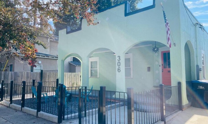 Olde Town Augusta House | Adorable Augusta Home - Downtown