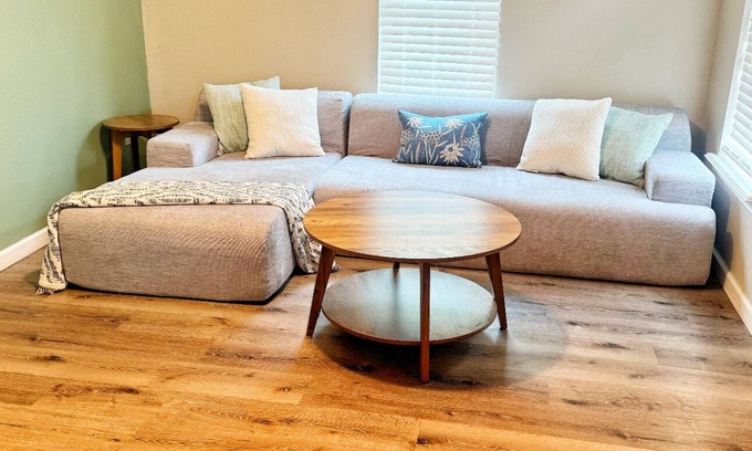 Fort Smith Apartment | Adorable garage apartment in charming Fort Smith