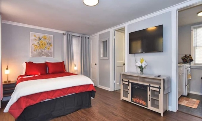 Tulsa Apartment | Adorable Guesthouse* TU-Cherry St-Exp0-Downtown