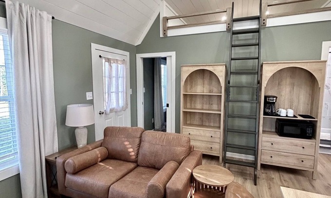 Leesville Cottage | Adorable, quiet, and rural cabin 1bed 1 bath +LOFT+PORCHES!