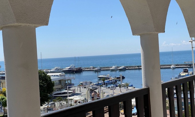 Sveti Vlas Apartment | Adorable Sea View apartment at the Marina - perfect for family vacation