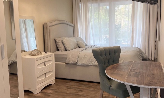 Clearwater Apartment | Adorable Studio on large beautiful property 6 miles to beach.