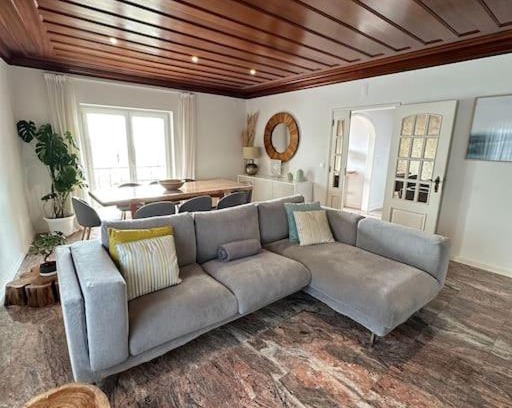 Almocageme House | Adraga Beach&Village House