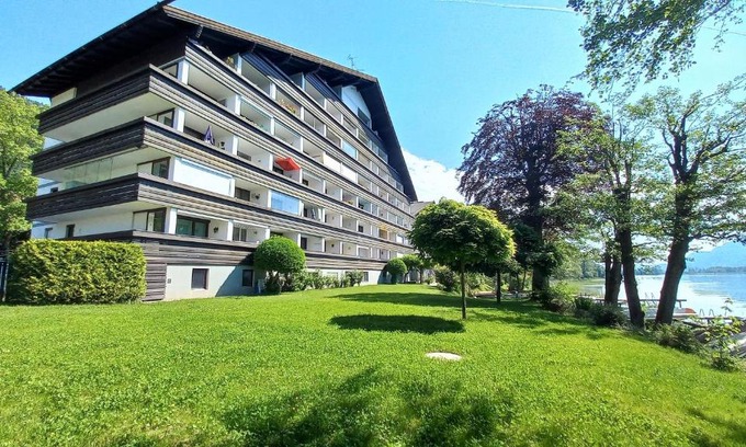 Steindorf am Ossiacher See Apartment | ADRIAN Seeblick Appartement Hänsel u Gretel am Ossiacher See mit direktem Seezugang, Hallenbad
