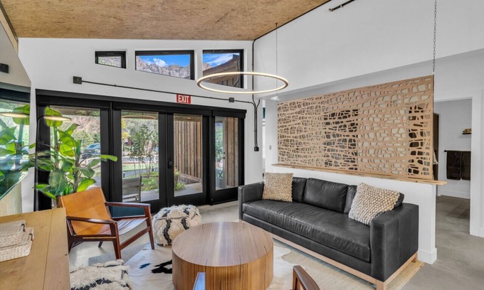 Zion National Park South Entrance Apartment | Adults Only Zion Escape: New Vacation Rental #5