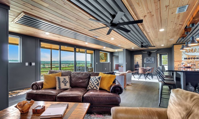 Caddo House | Adventure Awaits @ Caddo Ridge