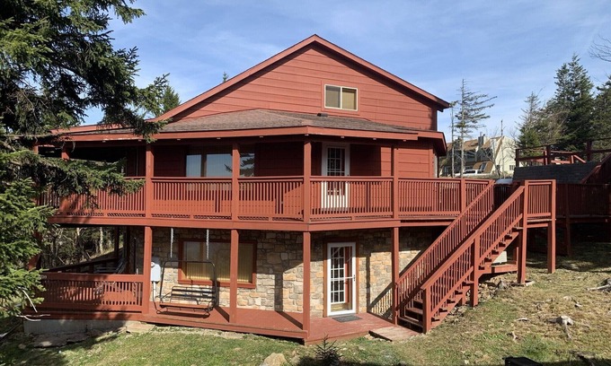 Snowshoe House | Adventure Awaits!