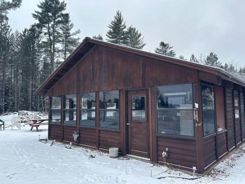 Michigamme House | Adventure Cabin on Lake Ruth