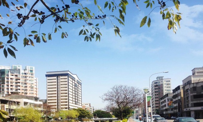 West District Hotel | Aeris International Hotel