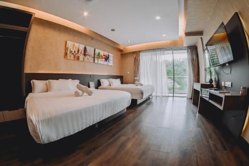 Tanjung Aru Apartment | Aeropod Cactus Rail Suite With Balcony - Kota Kinabalu