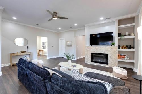 Tallahassee House | Aesthetic 3BD Home, Downtown, FSU, Games & Yard